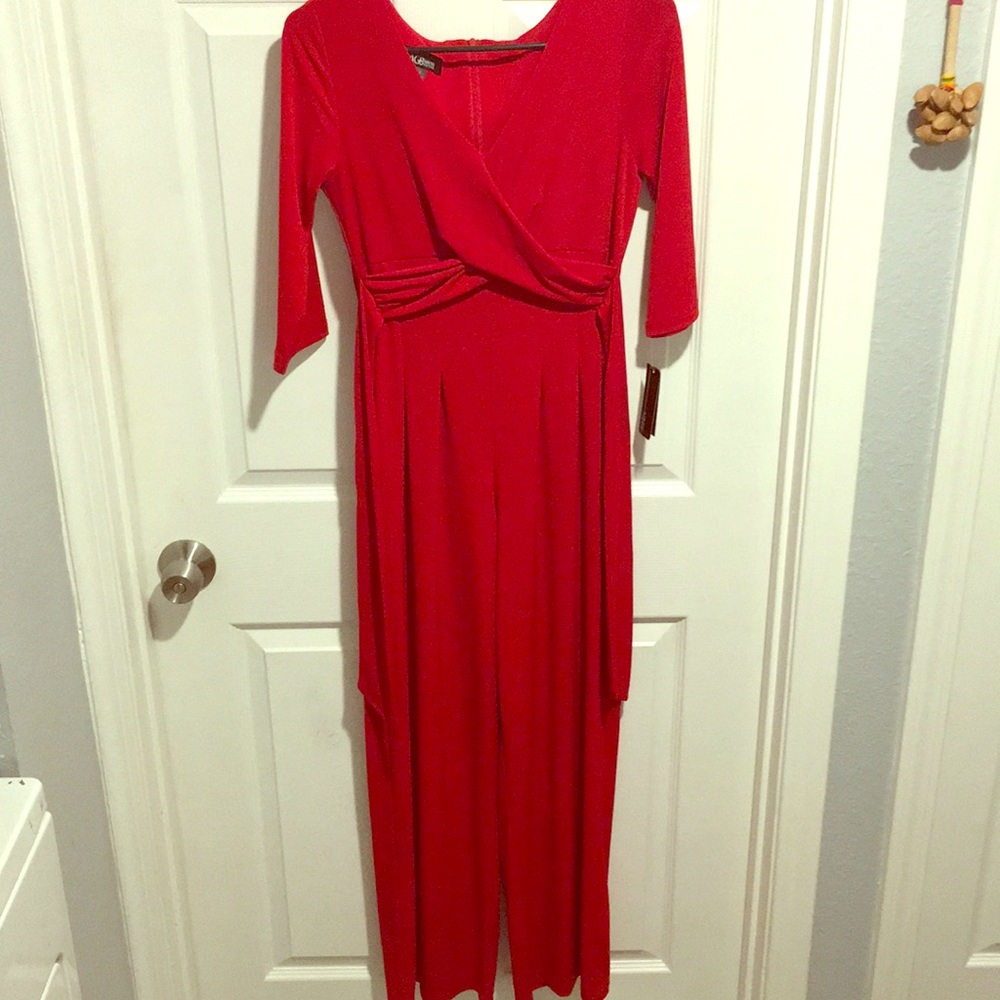 Gorgeous red jumpsuit